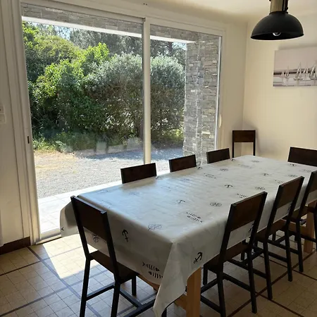 Maison à 250m De La Grande De Pont-mahé